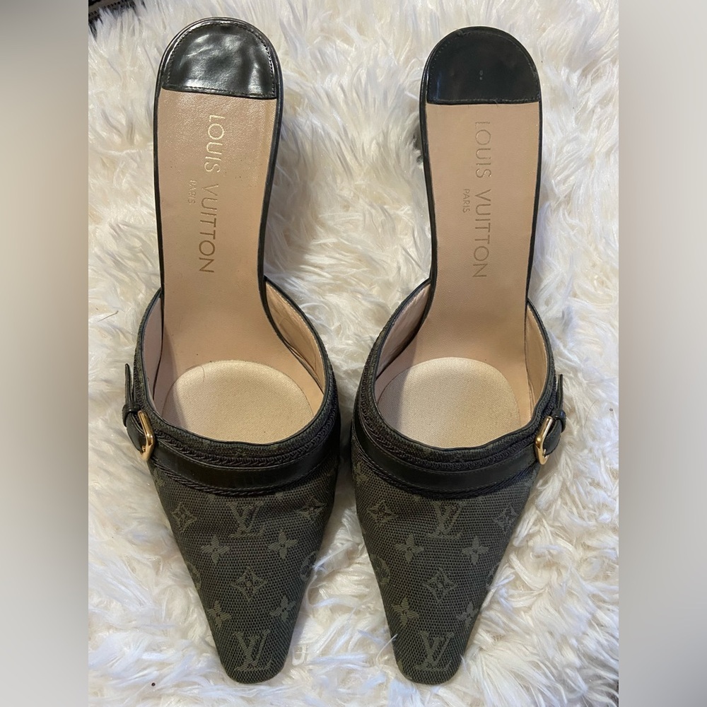 Louis Vuitton Monogram Black and Brown Heels